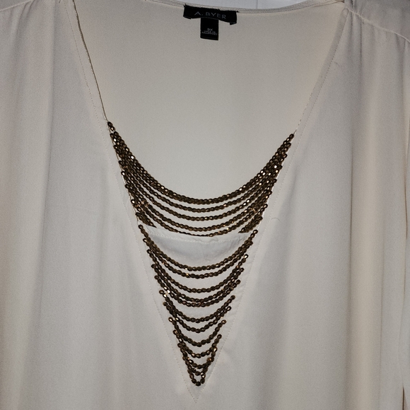 A. Byer Cream Blouse with Gold Chain Accent - Picture 2 of 8